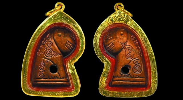 เสือปั๊ม รุ่นแรก เนื้อทองแดง หลวงพ่อเปิ่น วัดบางพระ ปี2543 