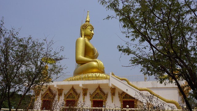 พระพุทธนิมิตเทพทันใจ  วัดผาเทพนิมิต  สกลนคร 