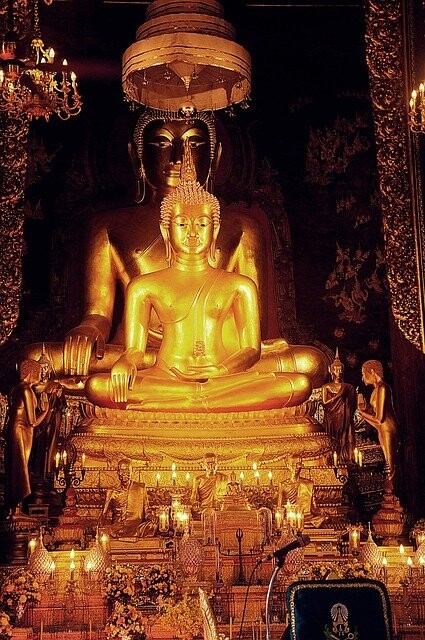 การไหว้พระ 9 วัด เพื่อเสริมชะตาชีวิต การงานรุ่งเรือง ประสบความสำเร็จ