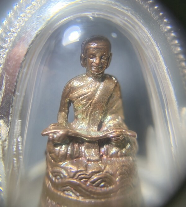 อยากทรงจำดี มีปัญญา ต้องบูชา "พระอานนท์"