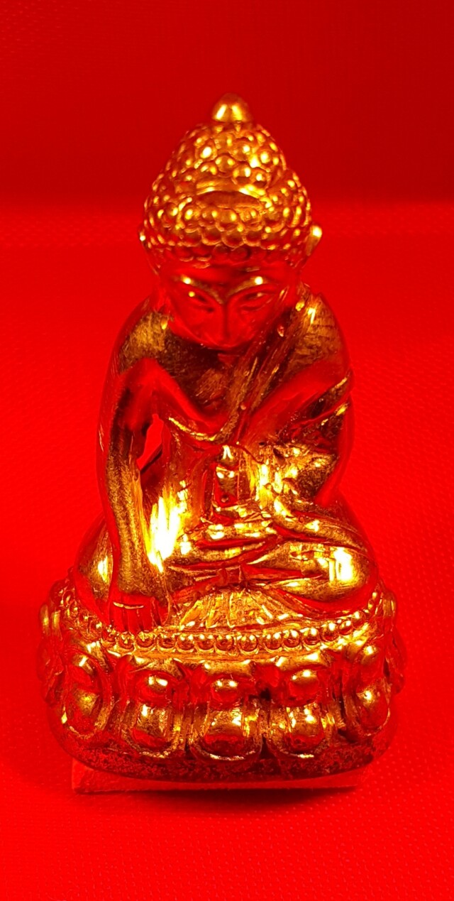 ด้านหน้า พระกริ่งสิทธัตโถ
